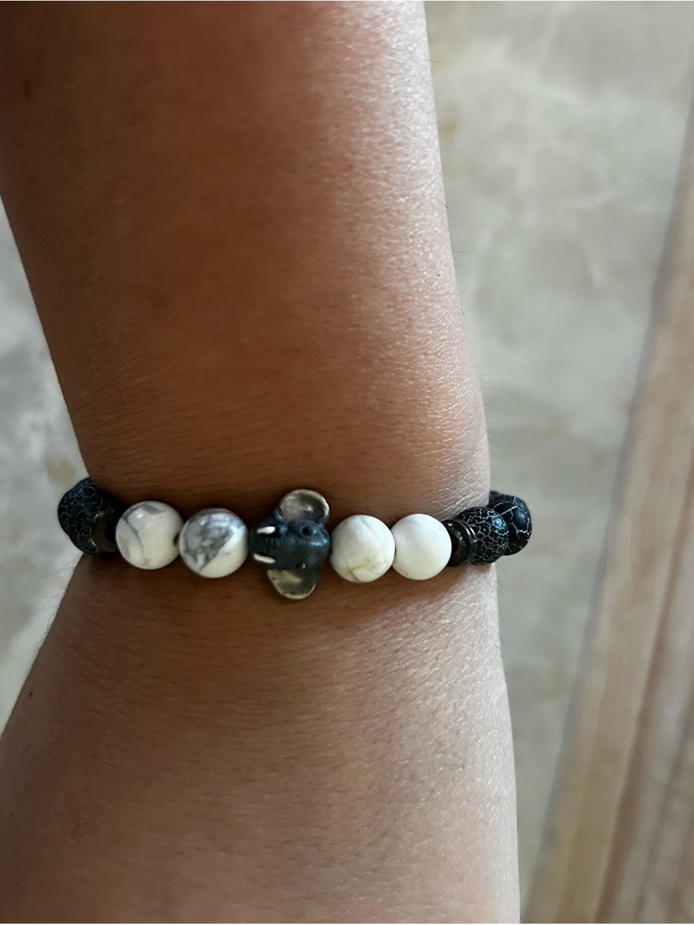 Black Crackle and White Stone Beaded Stretch Bracelet